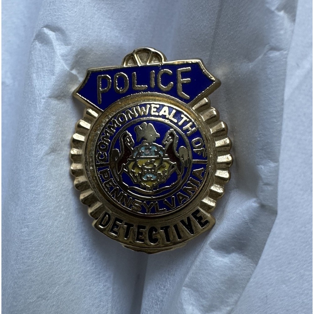 Vintage Police Commonwealth Of Pennsylvania Detective Pin Blue And Gold‎ Tone